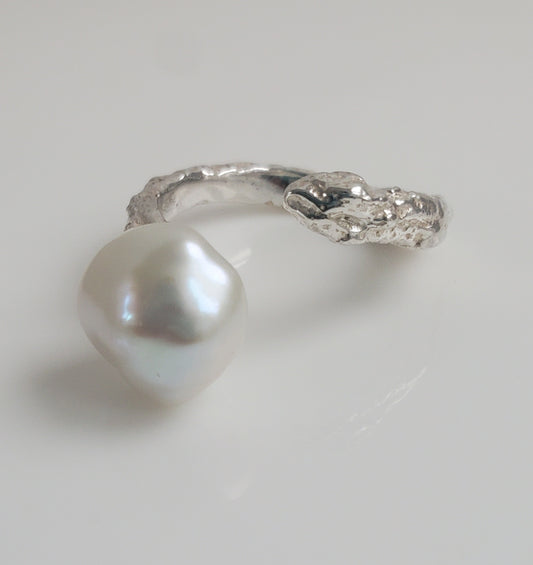 White River Baroque pearl ring