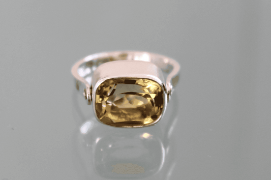 Lemon quartz swivel ring - N