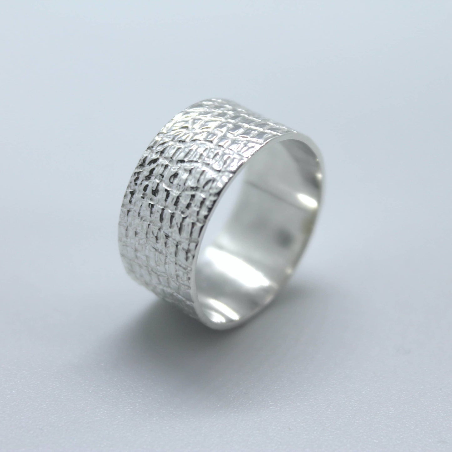 Skin silver ring 10mm