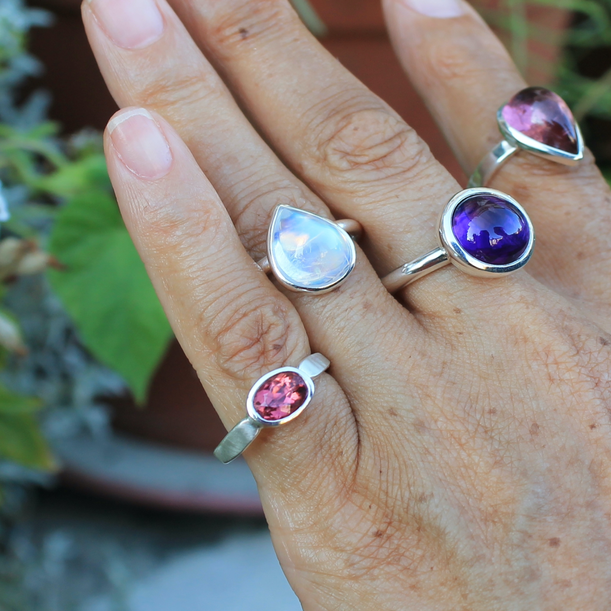 Amethyst cabochon ring