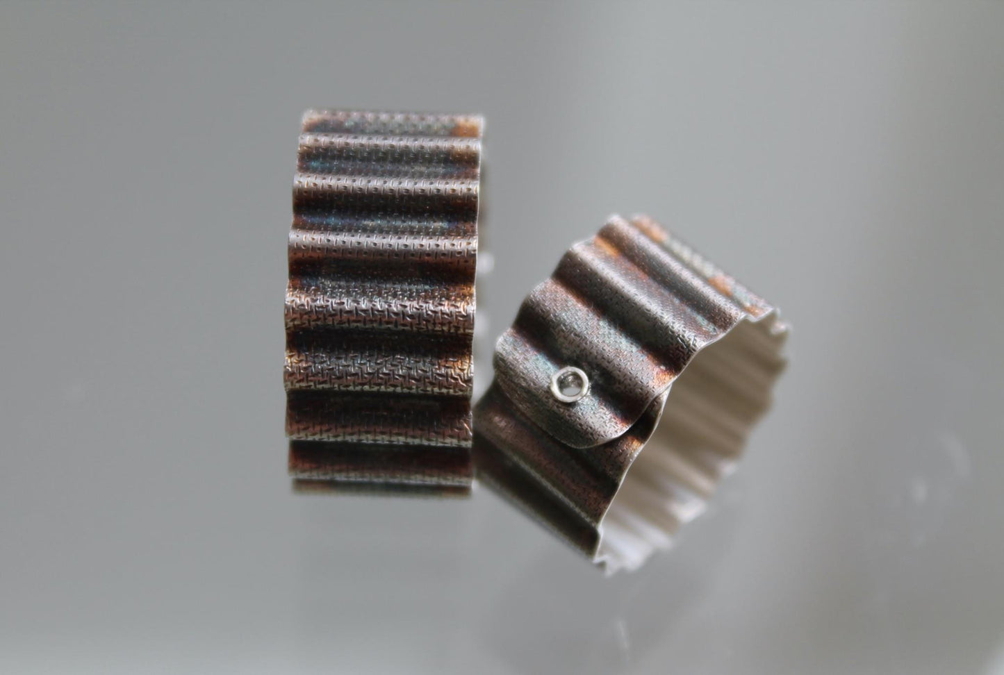 Patina corrugated ring